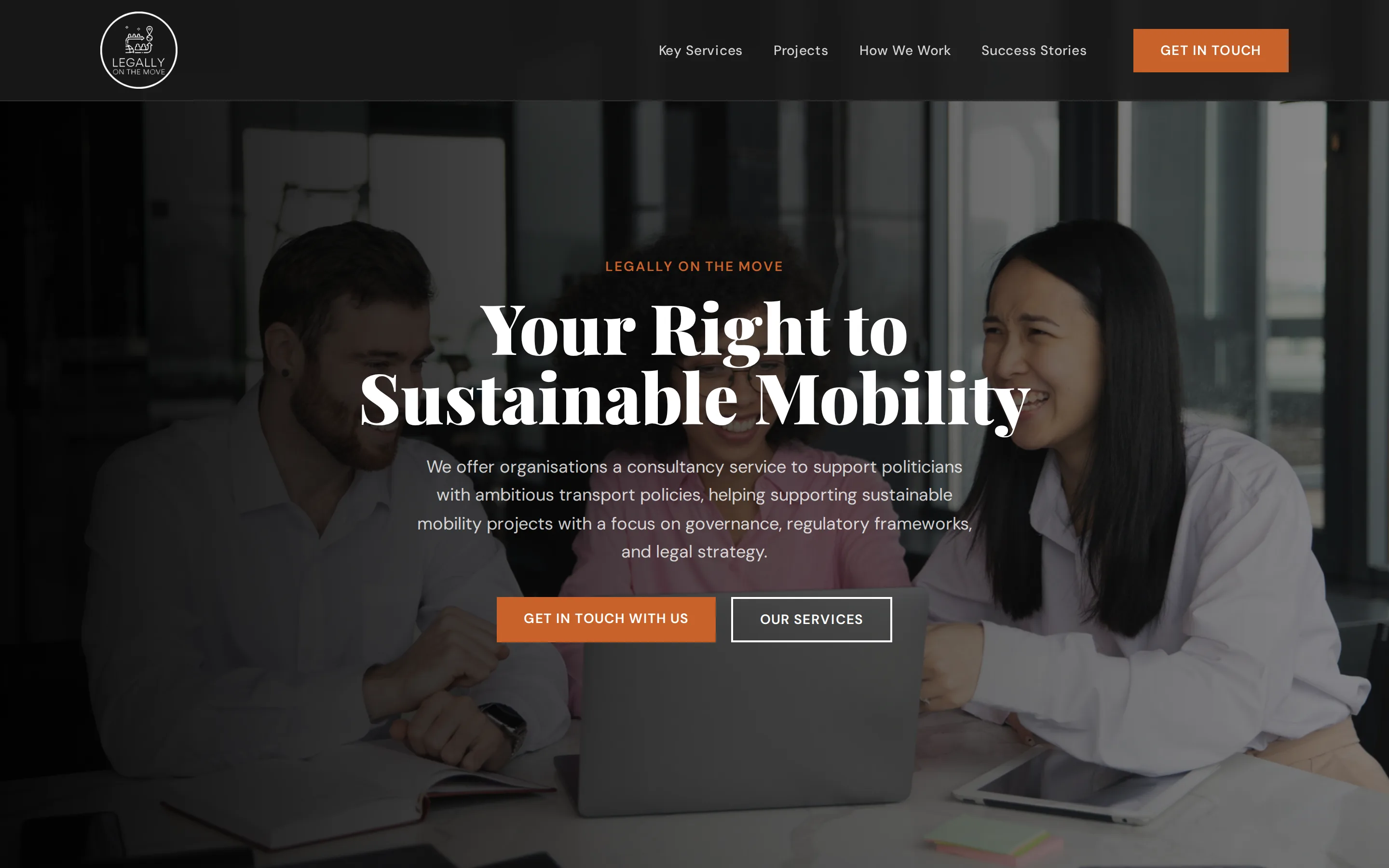 Legally On The Move - Asesoría Legal para Migrantes — captura 1